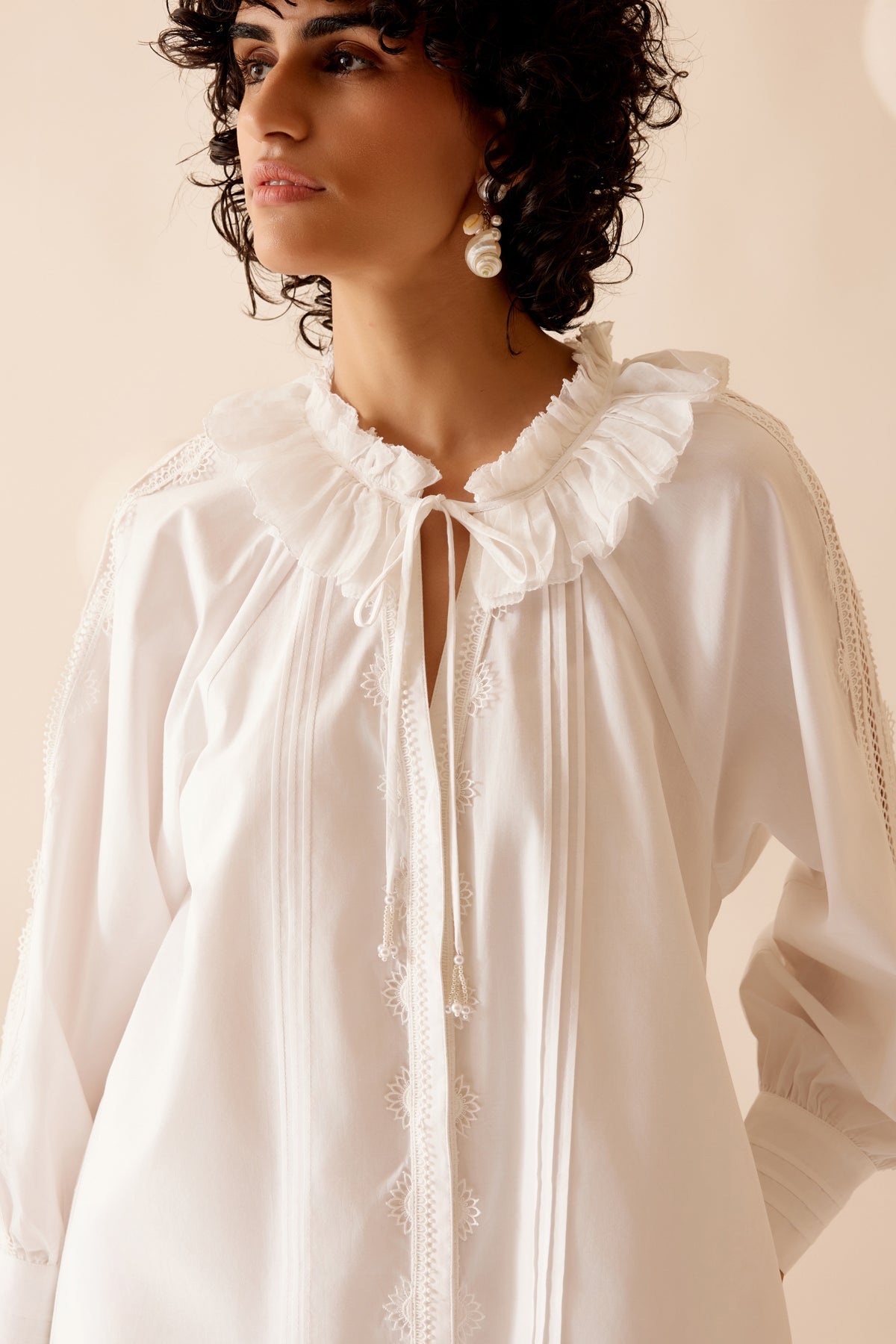 Nysa - White