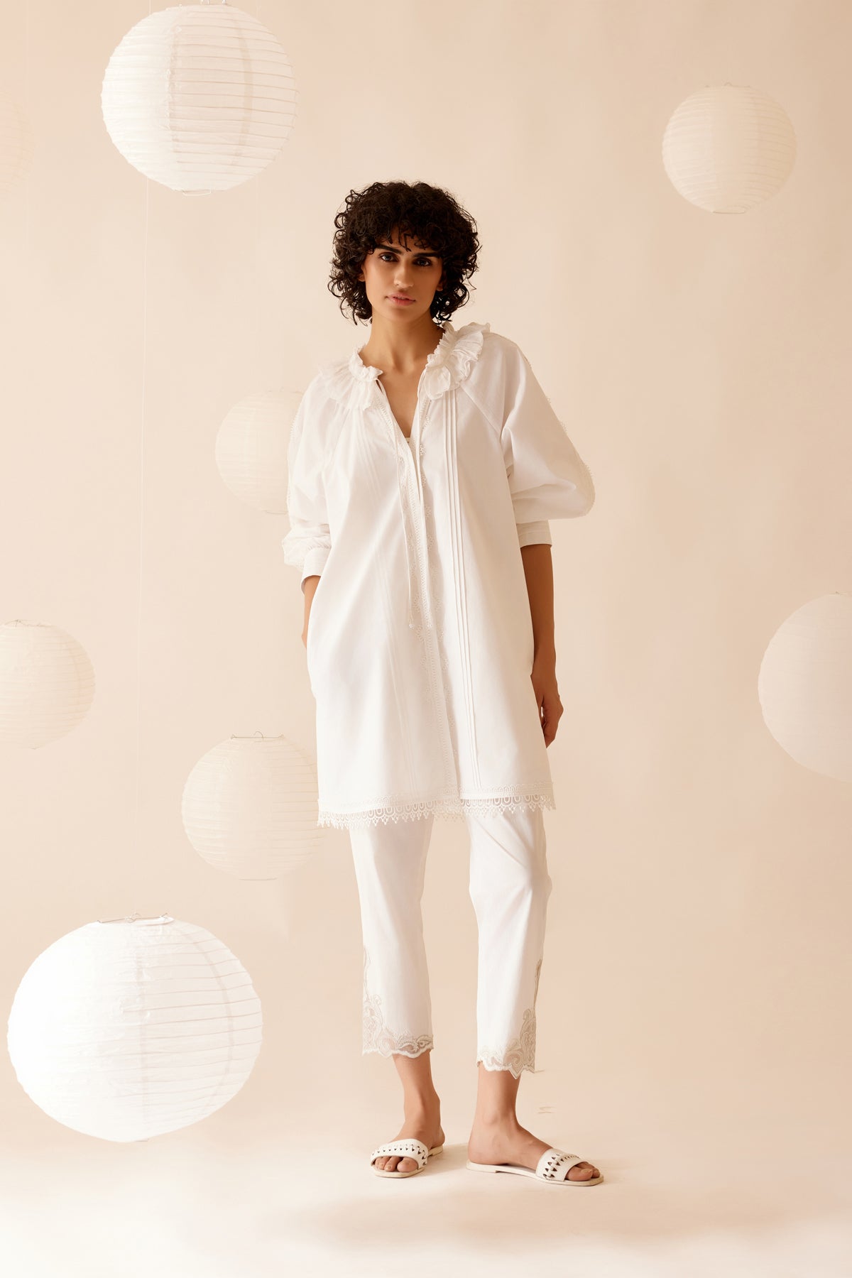 Nysa - White