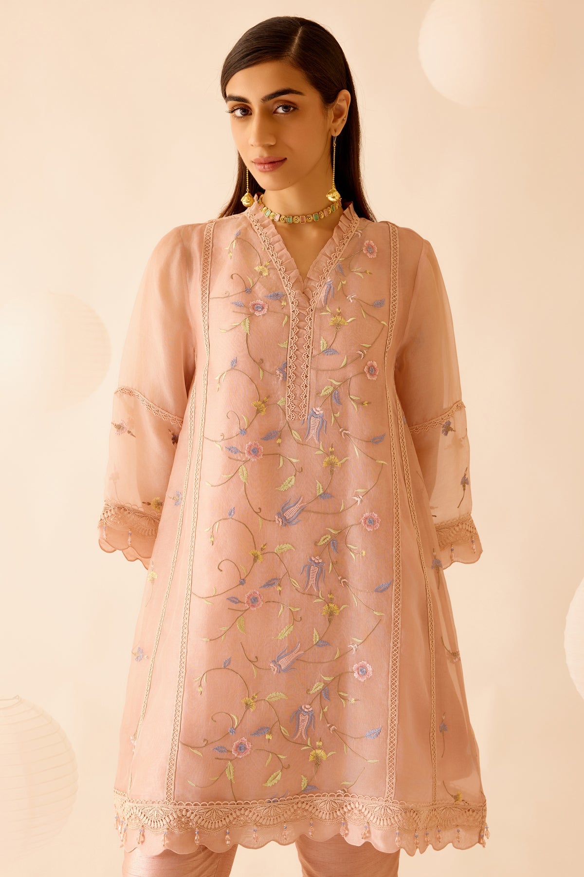 Farida - Pink