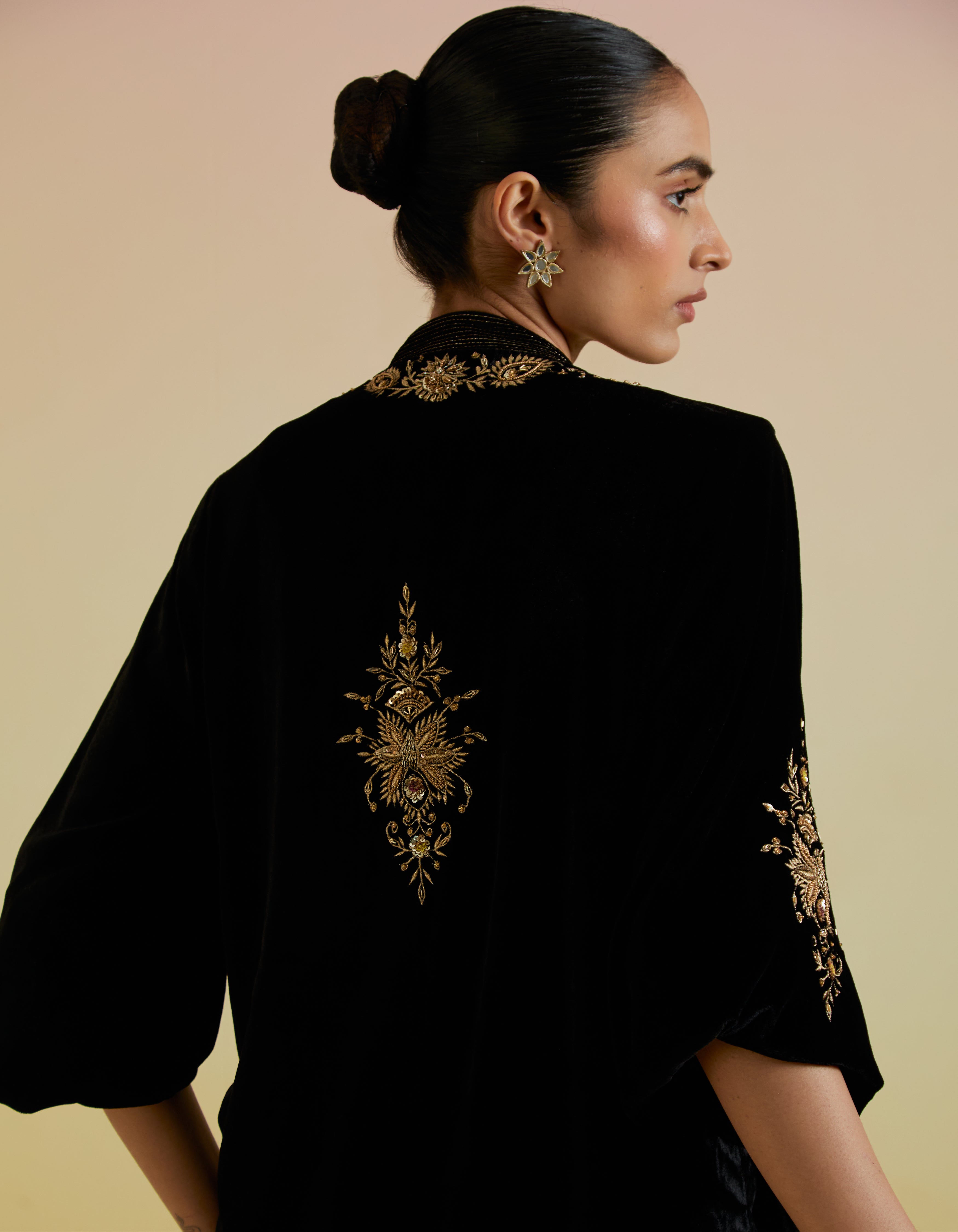 Anaya Velvet Kurta Set- Black