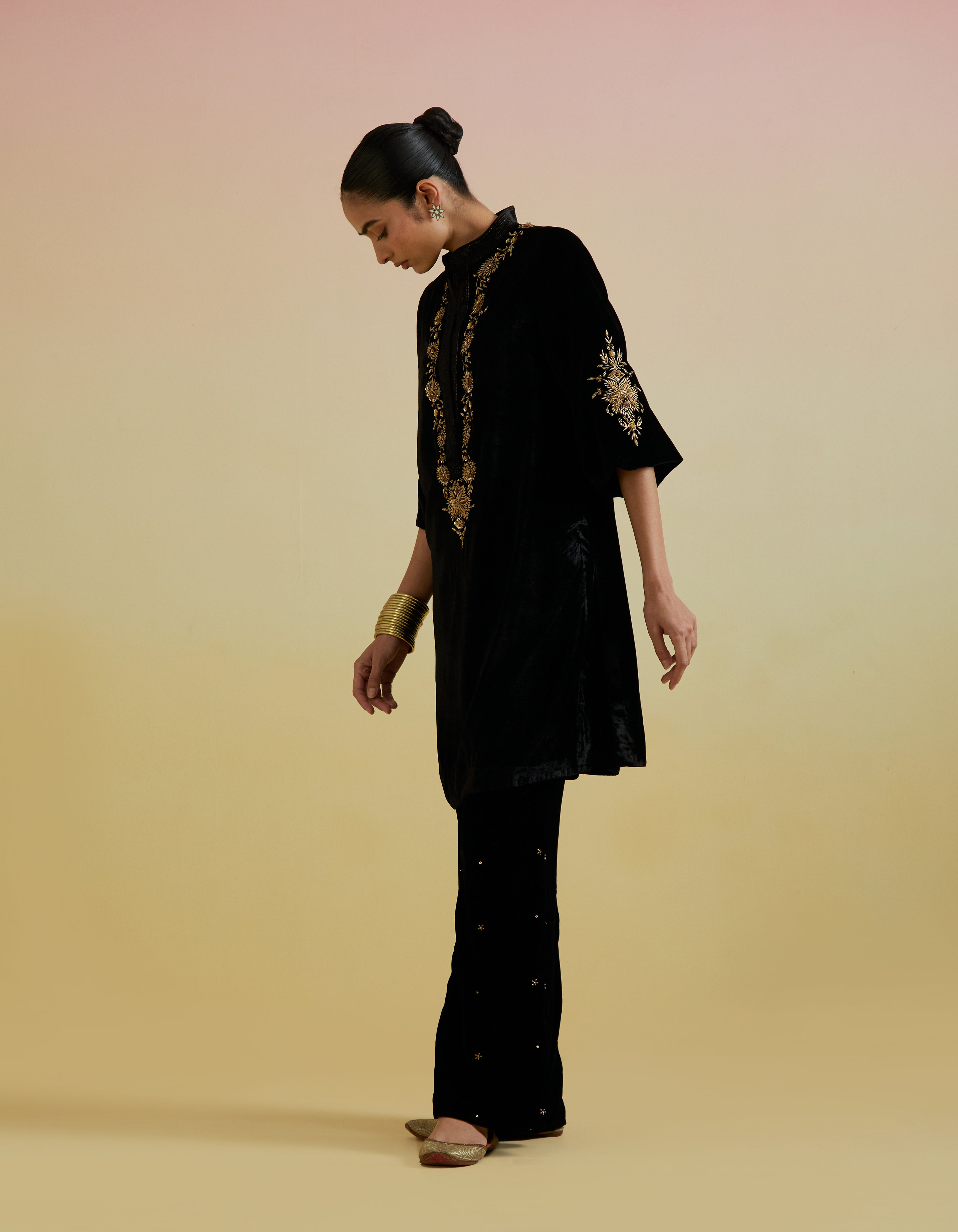 Anaya Velvet Kurta Set- Black