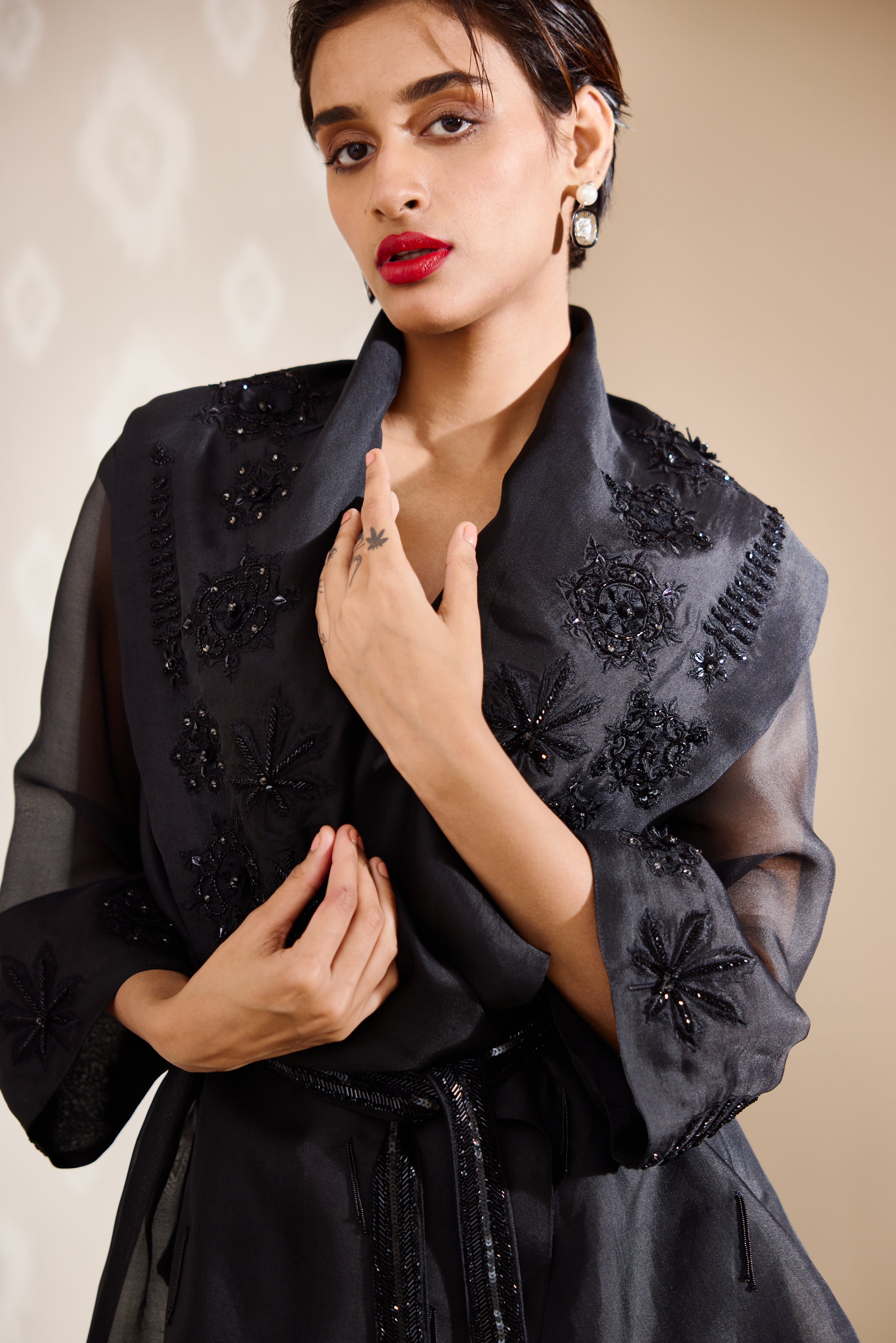 Maisha - Black