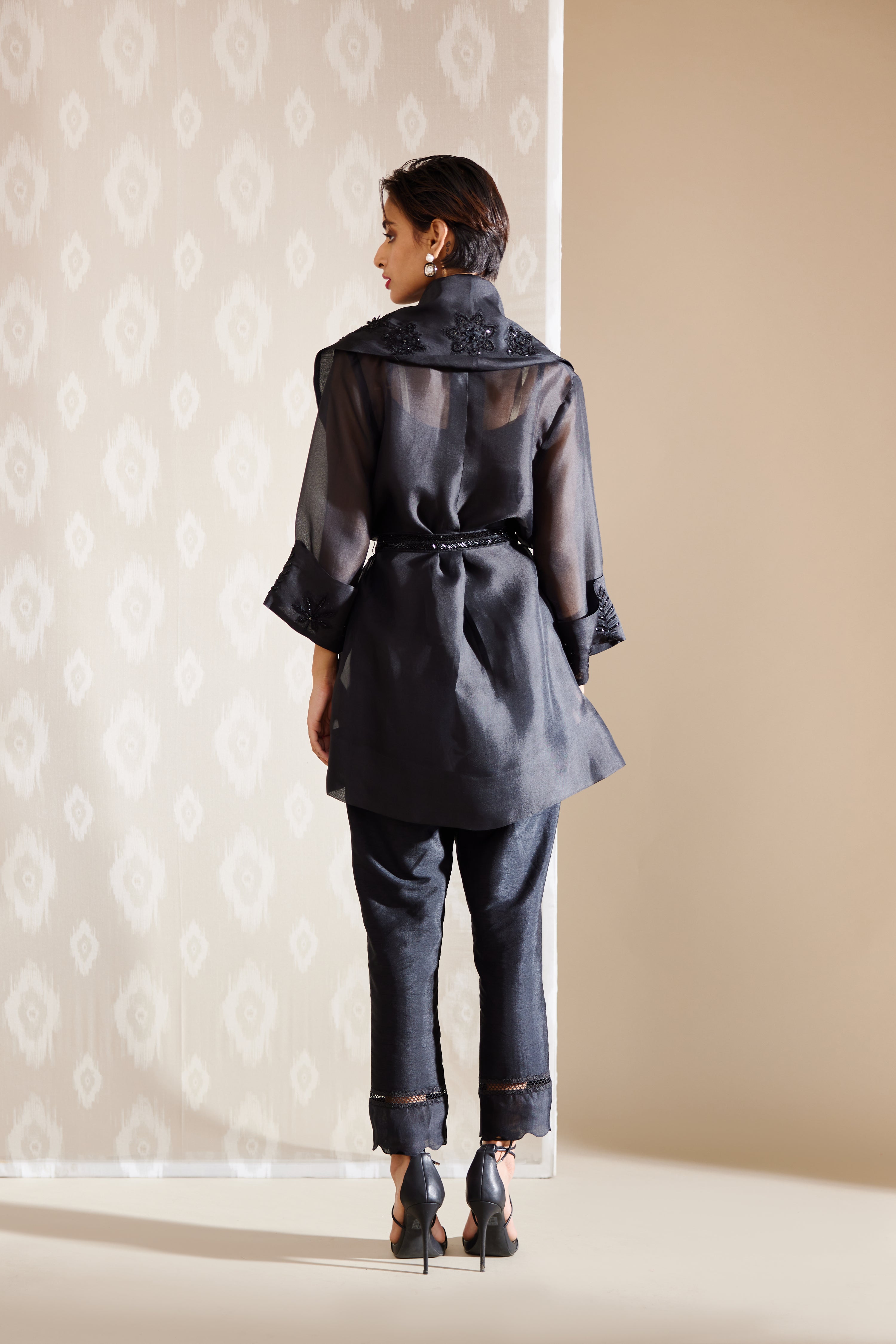 Maisha - Black