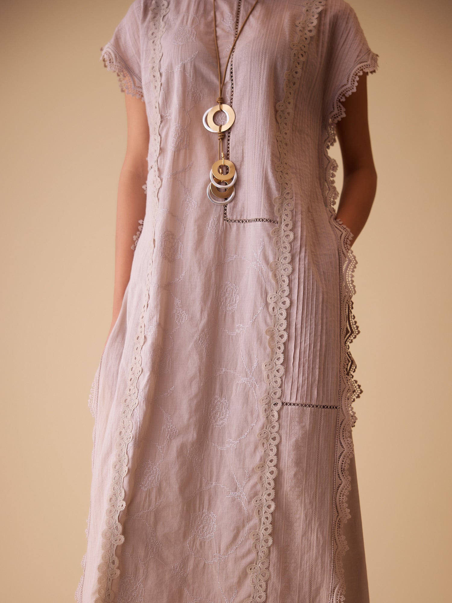Delna - Beige
