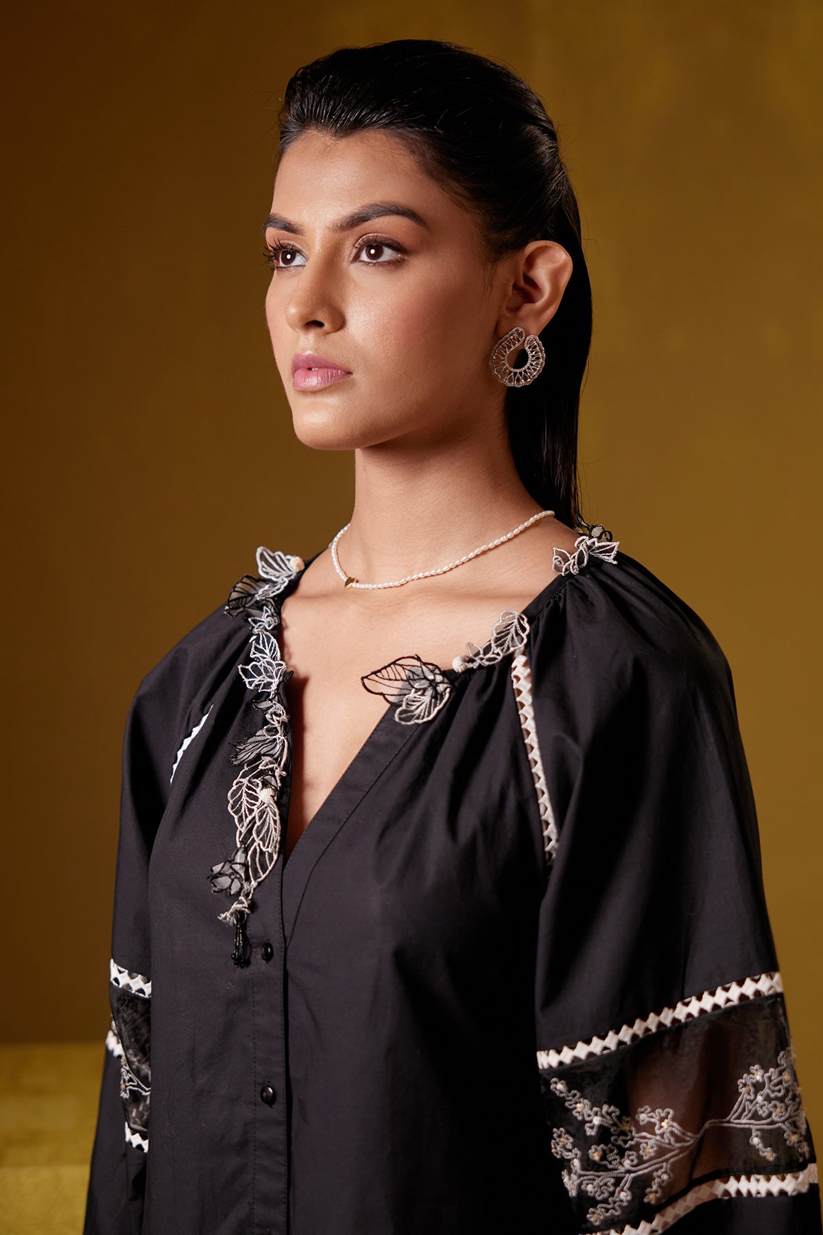 Nysa - Black With Pants
