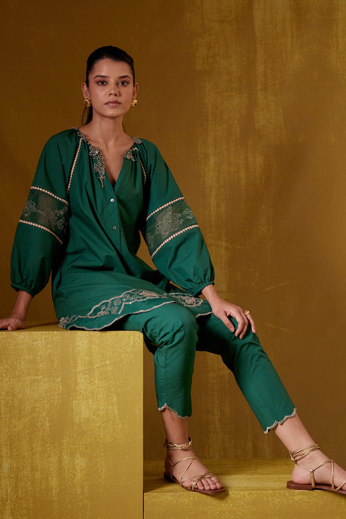 Nysa - Dark Green With Pants