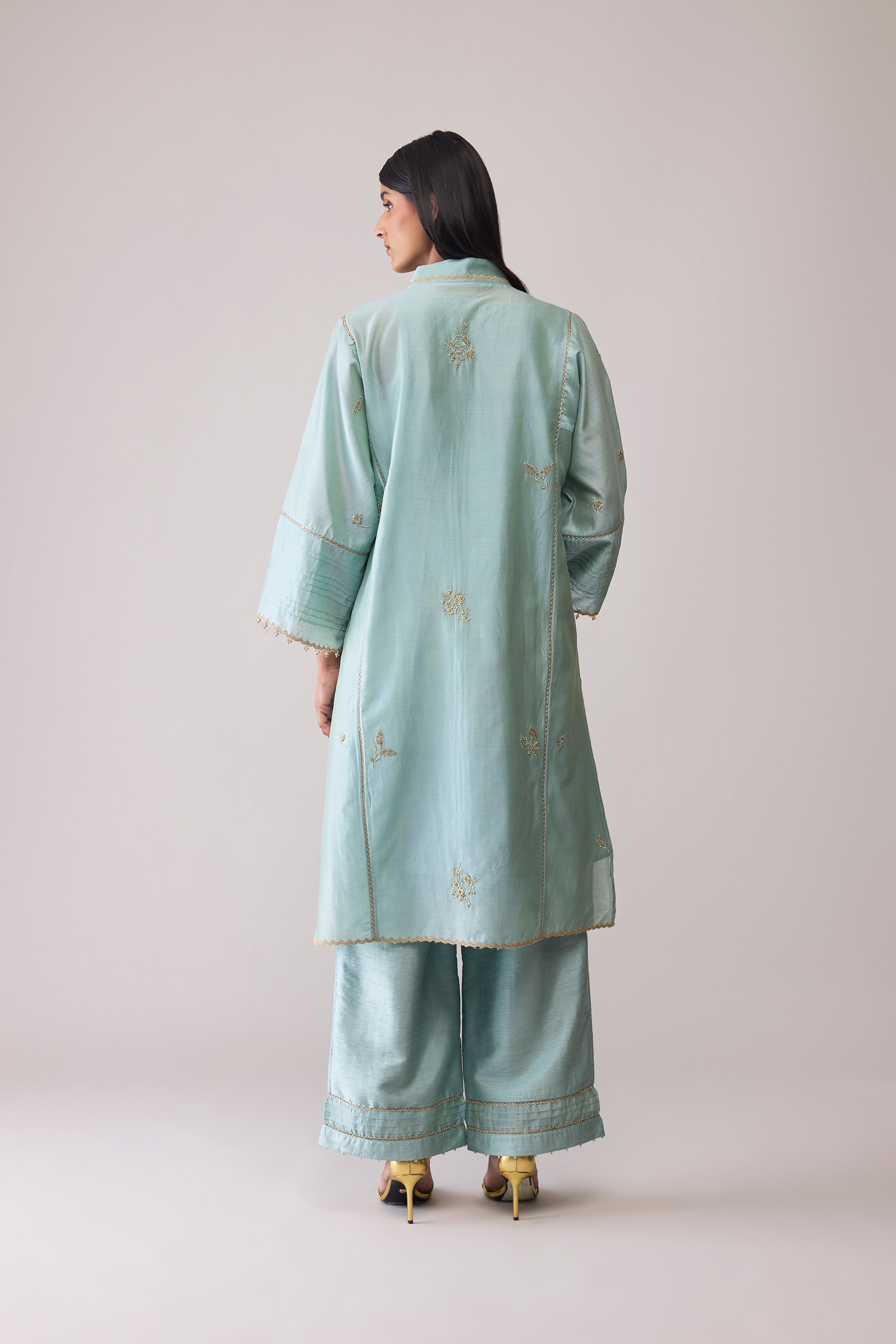 Ambreen - Mint