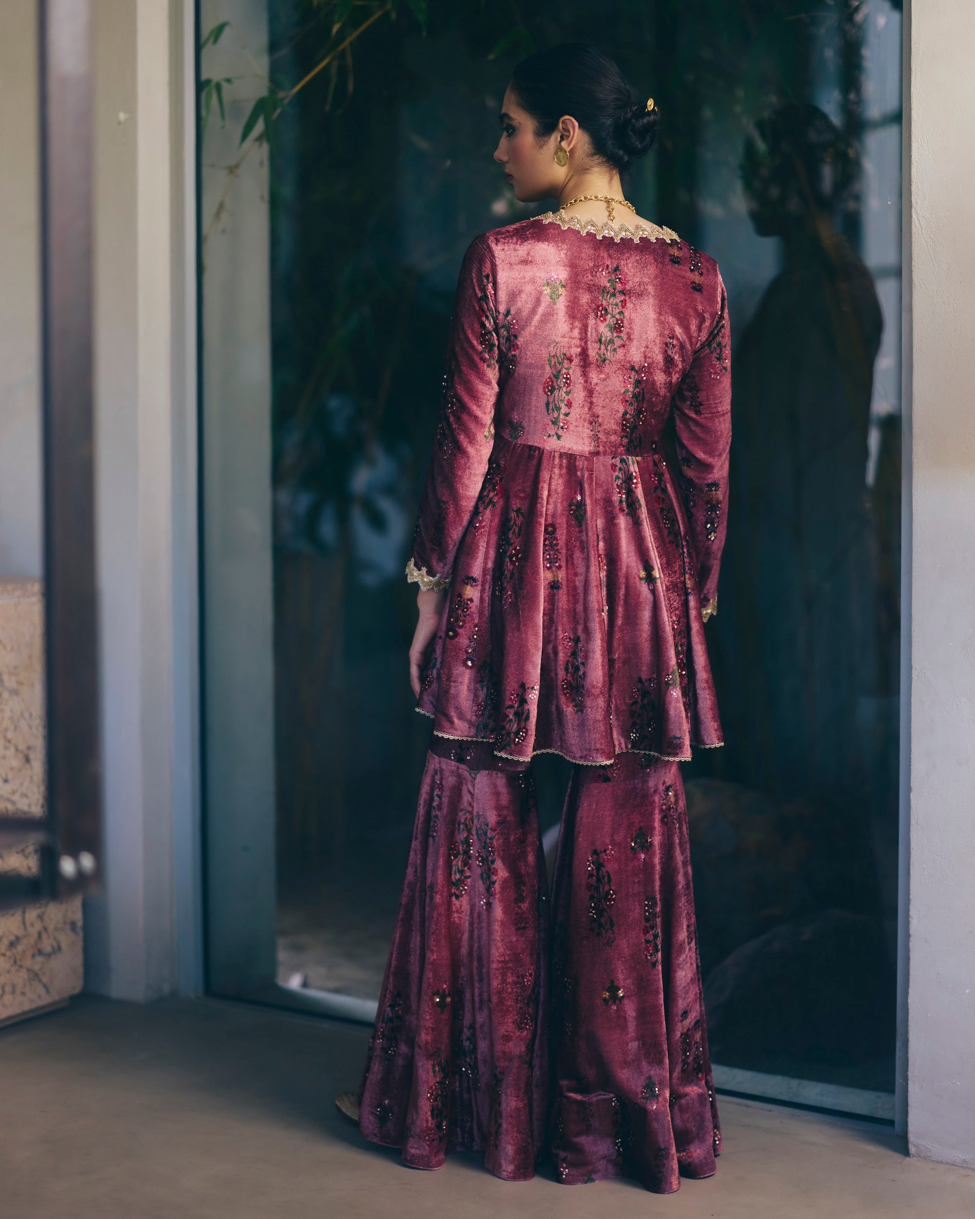 Araya Velvet Kurta Set