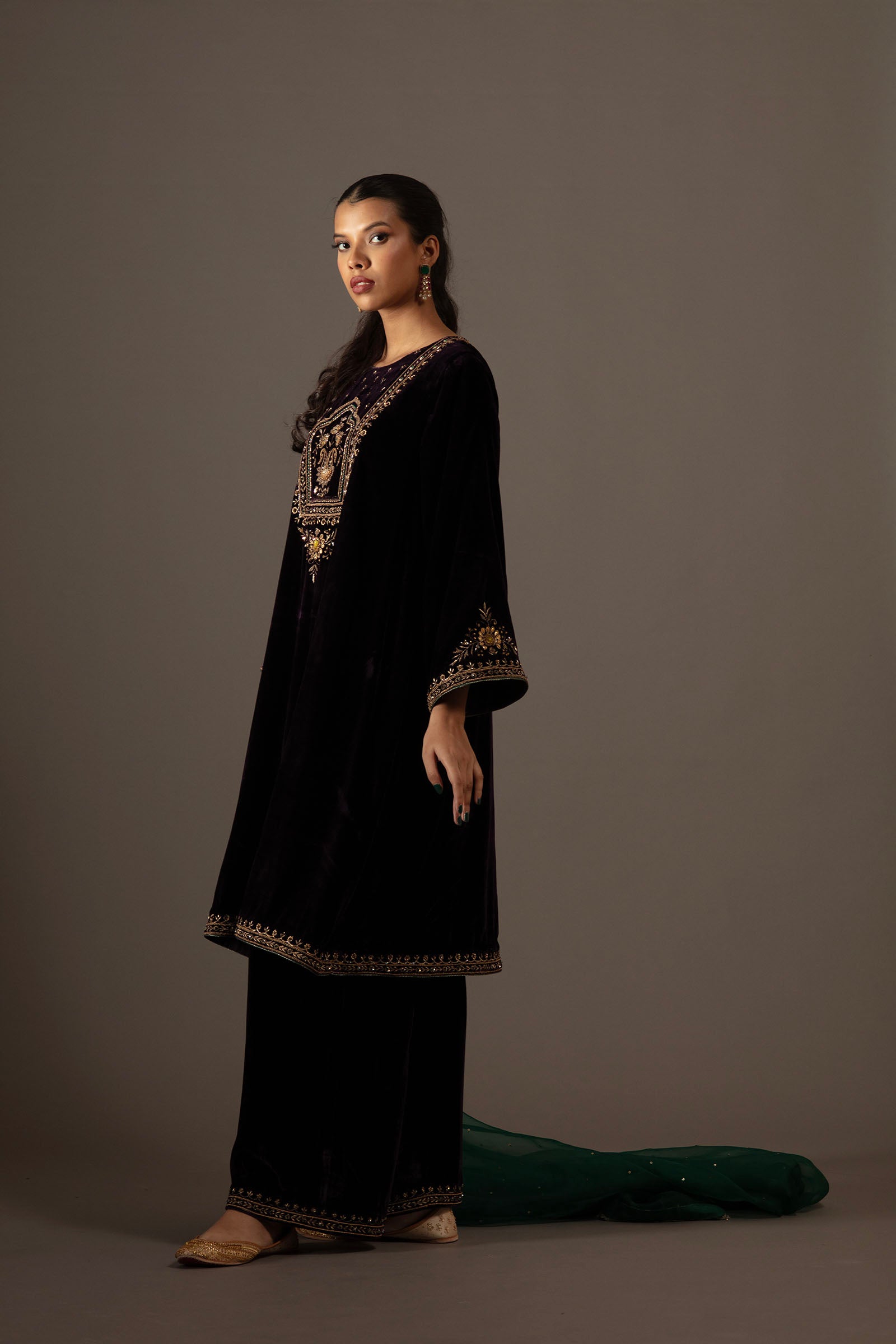 Naheed Velvet Kurta Set- Purple