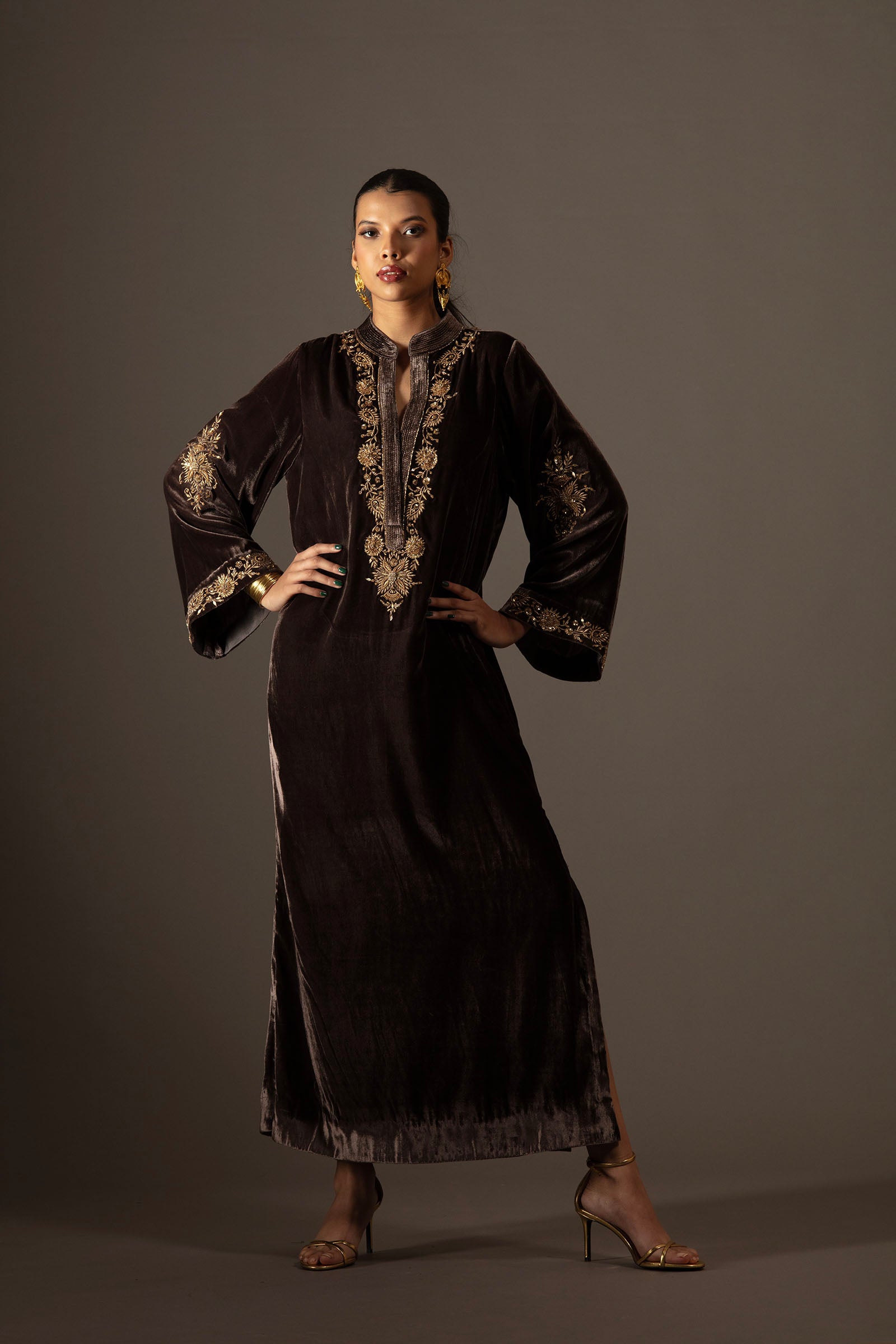 Anaya Long Velvet- Sand