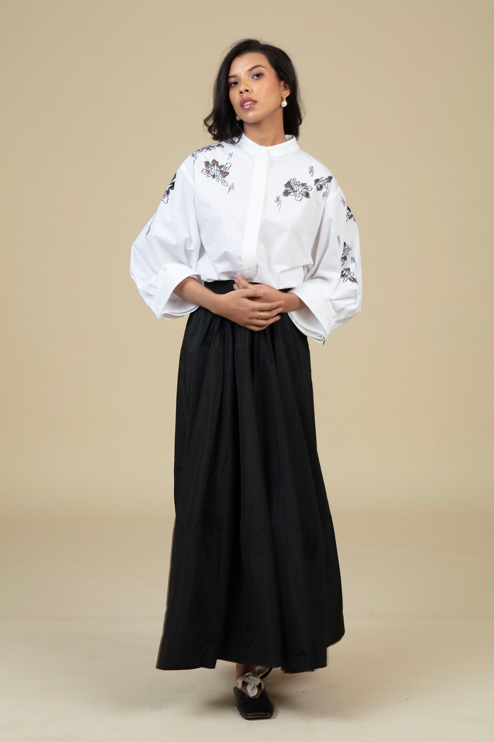 Ann Shirt - Black & White