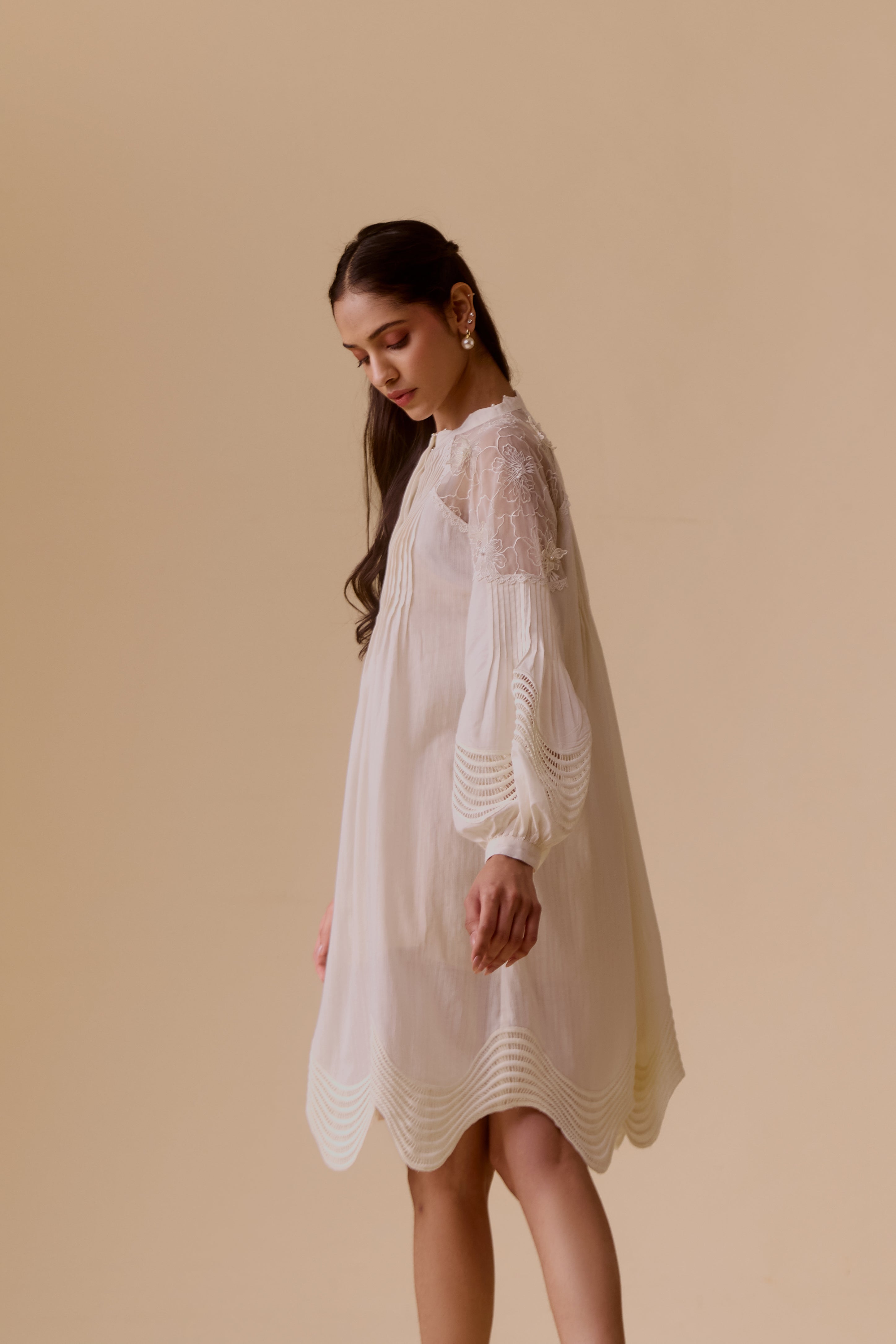 Lea - Ivory