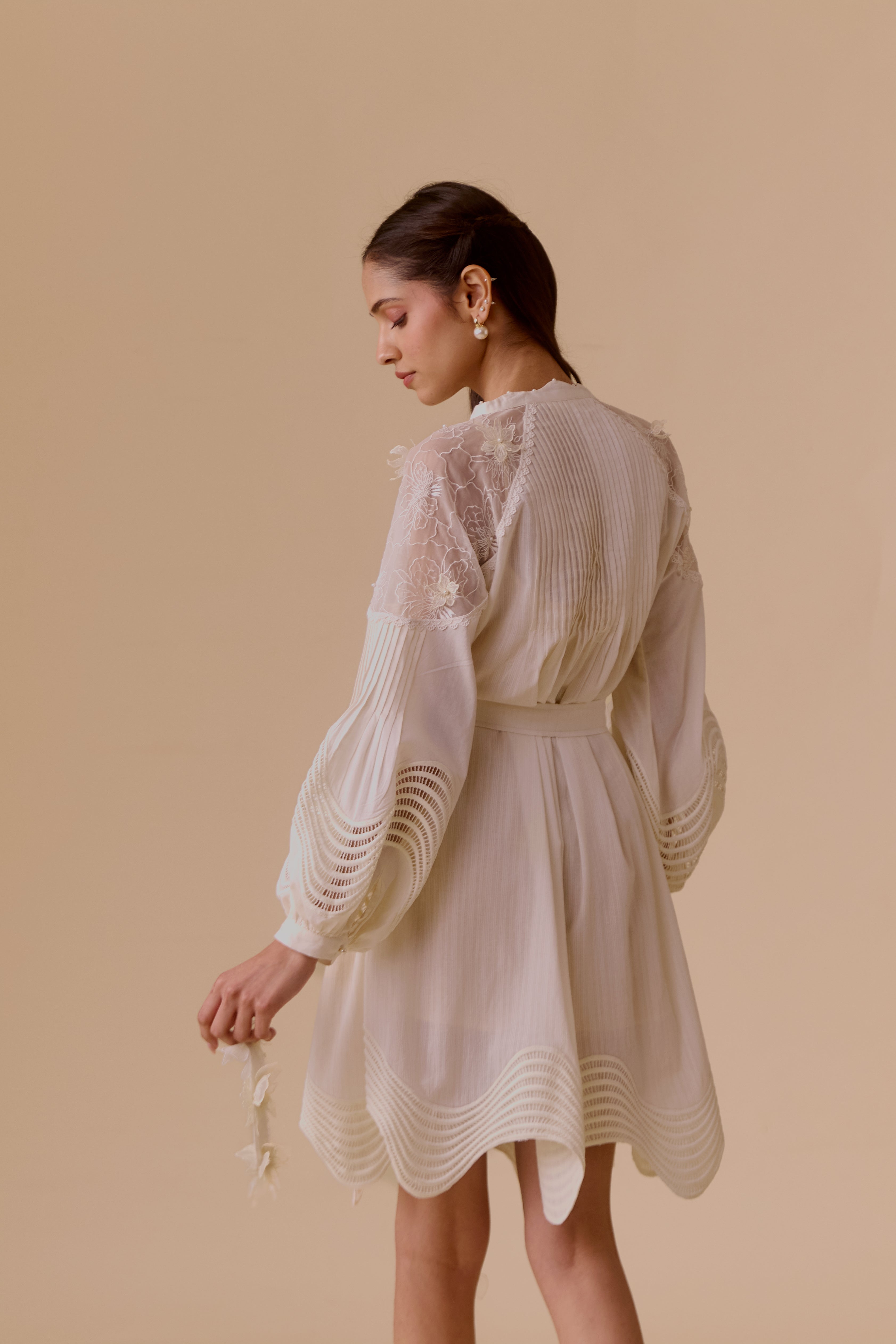 Lea - Ivory