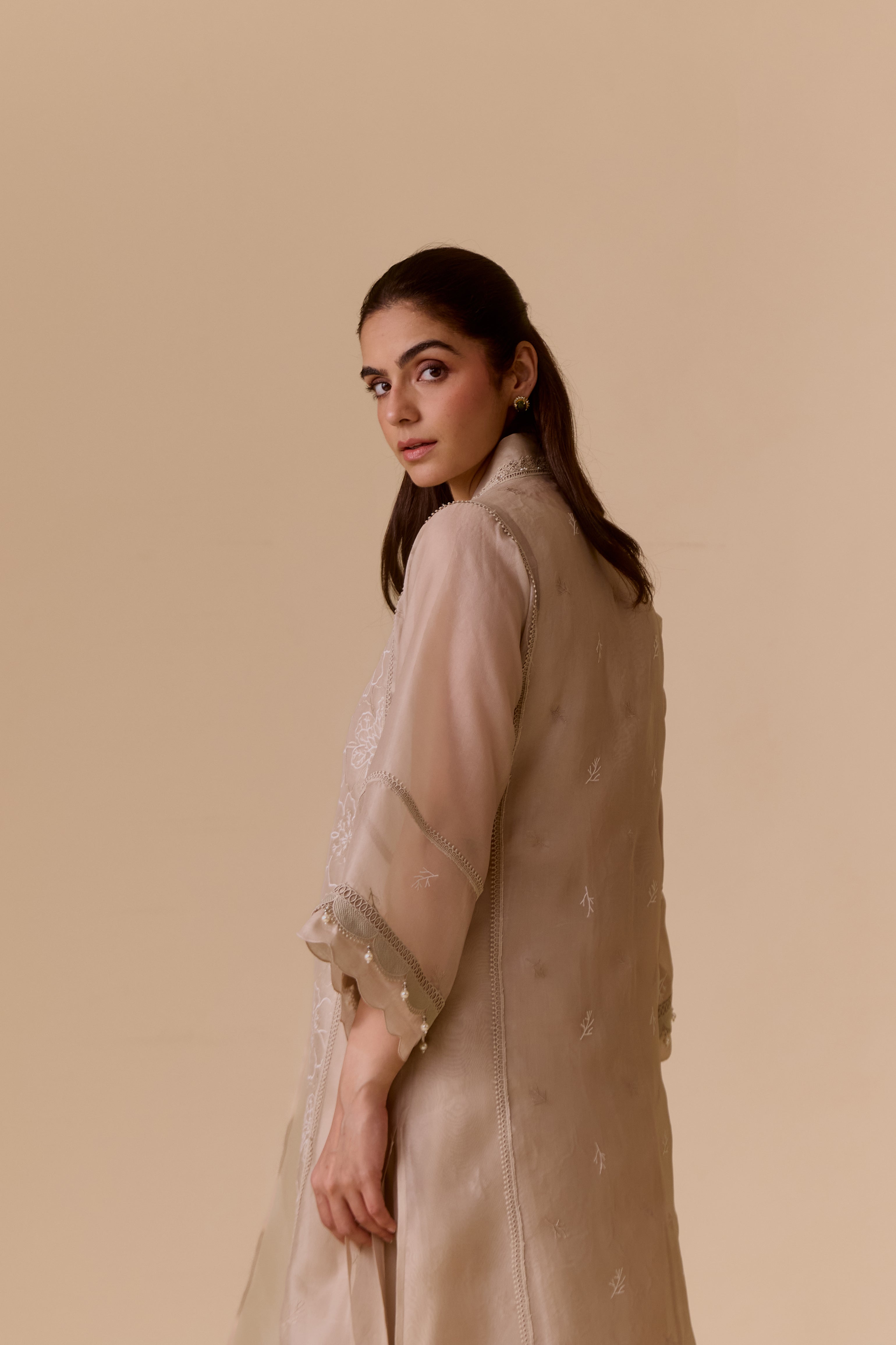 Ambreen - Beige
