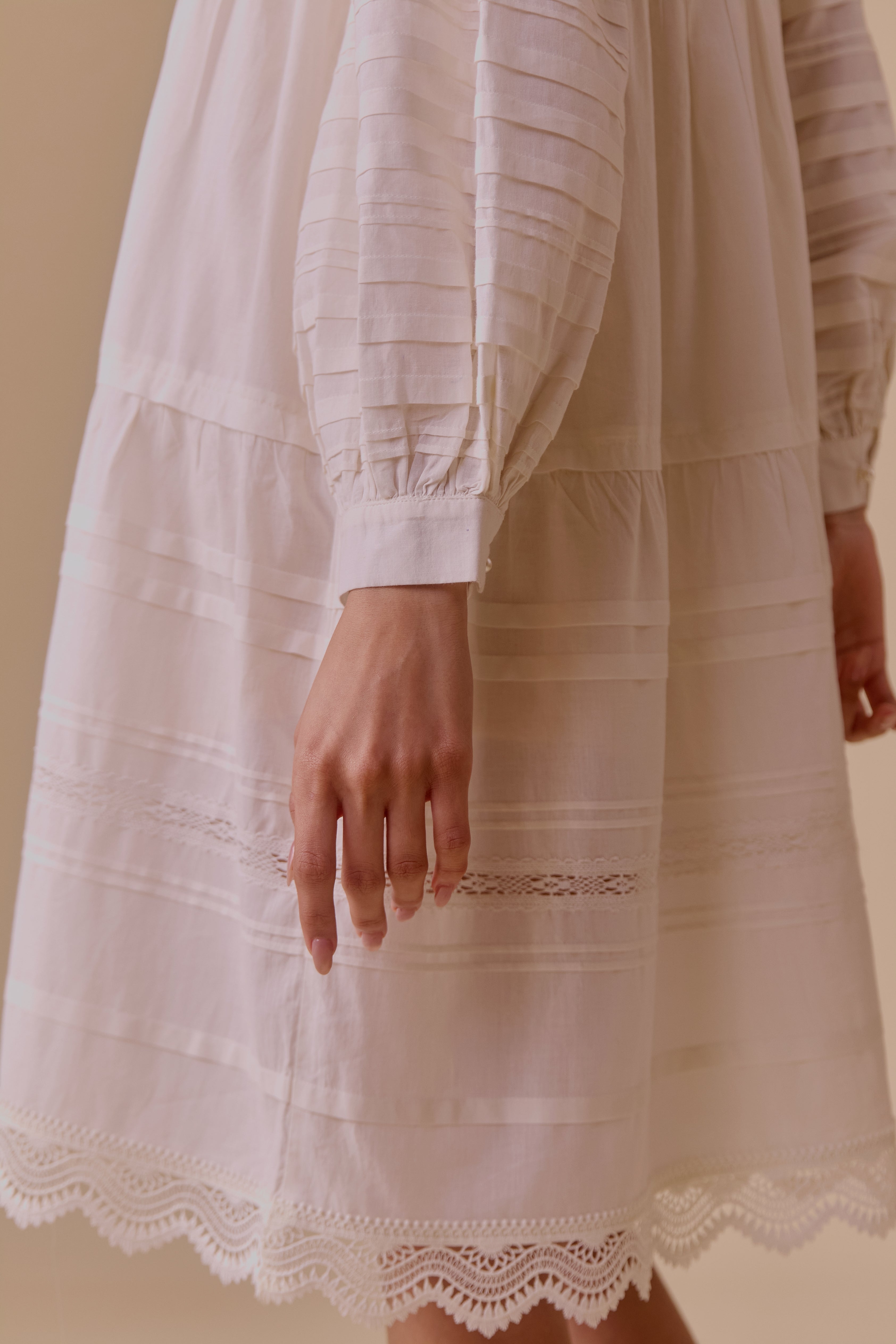 Nur - Ivory