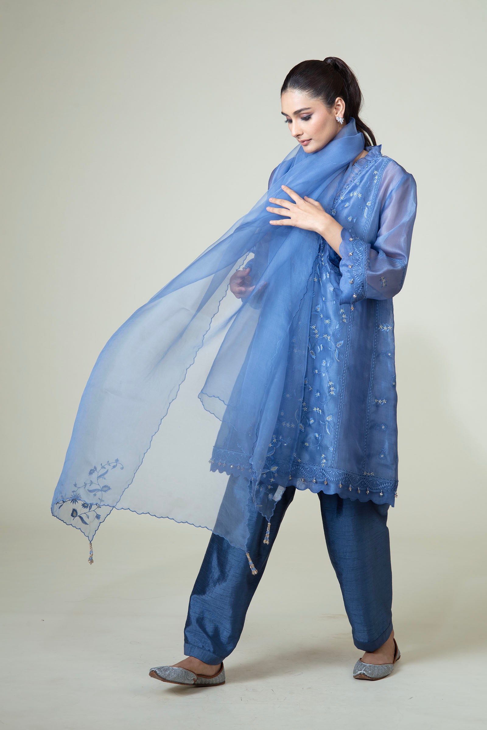 FARIDA - BLUE