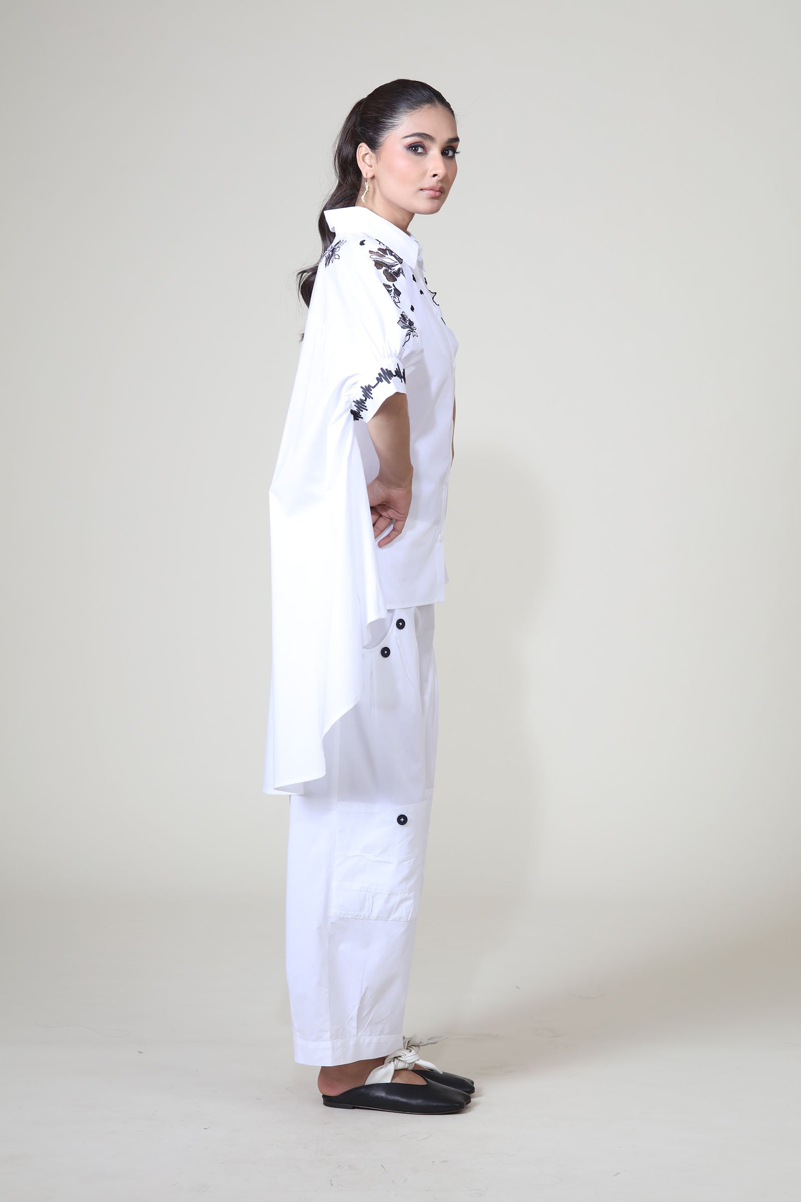 Manya Kaftan - Black & White