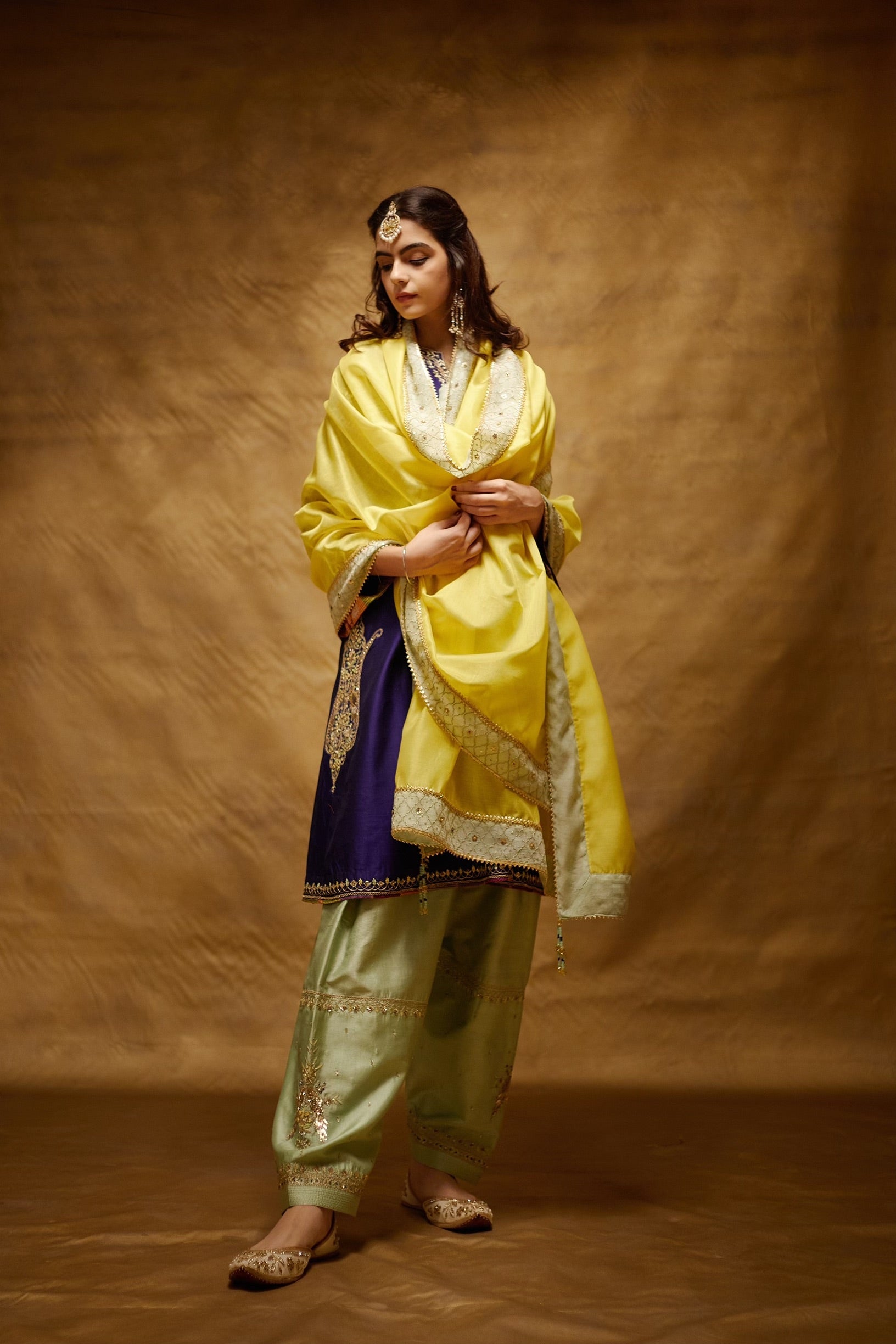 Amna - Purple