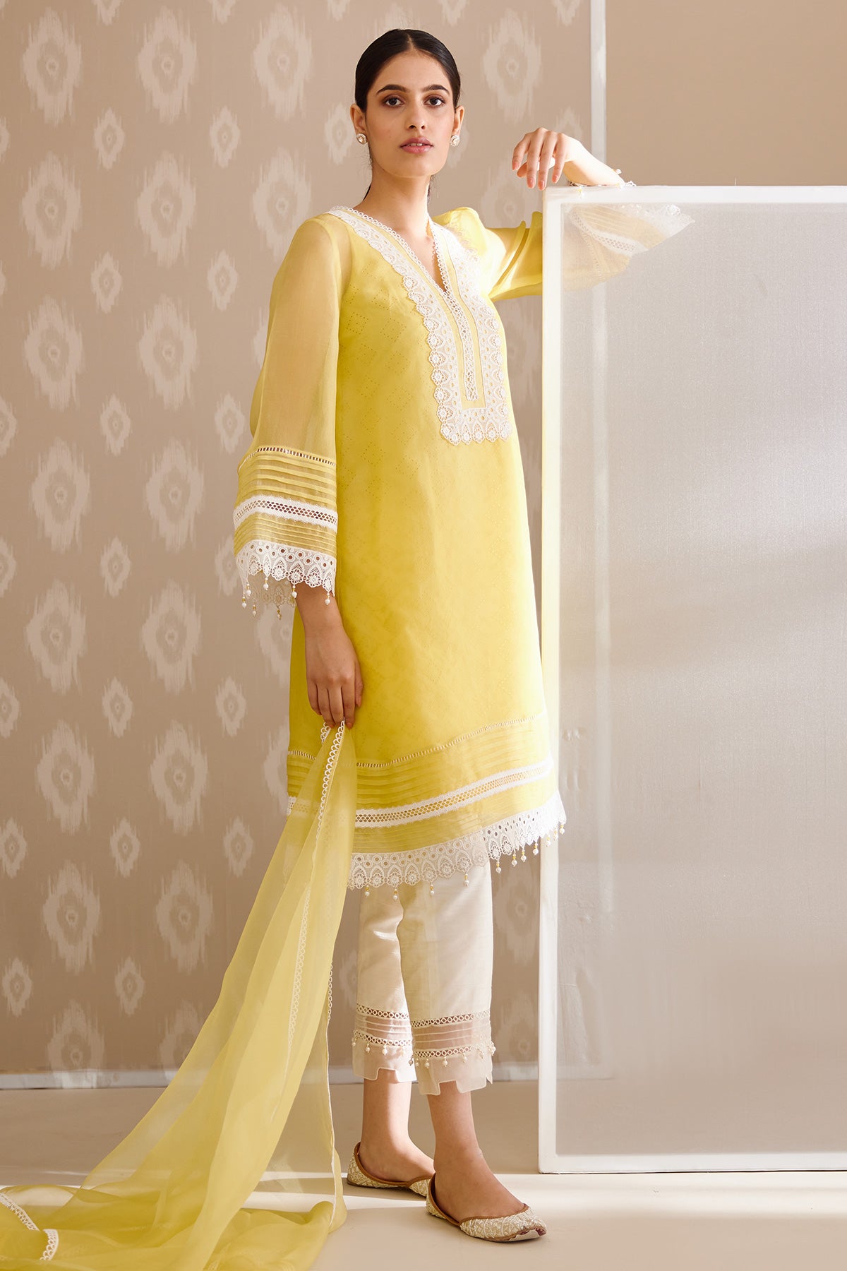 Salma - Yellow