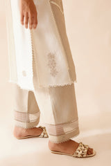 Ambreen - Ivory/Sand