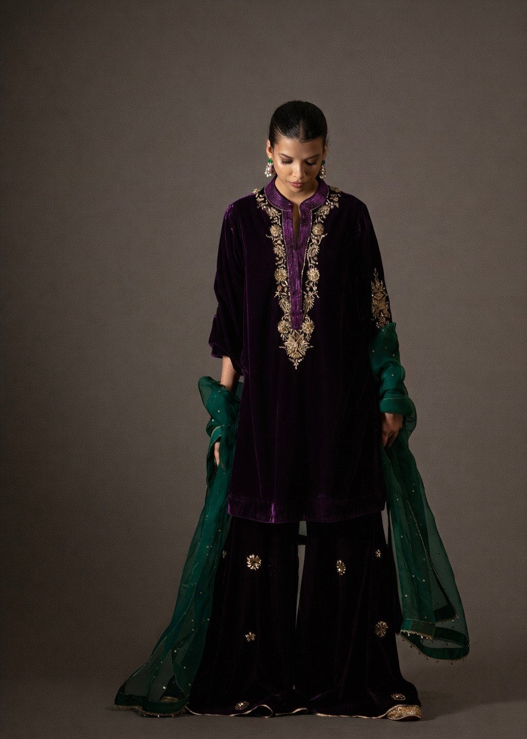 Anaya Velvet Kurta Set- Purple
