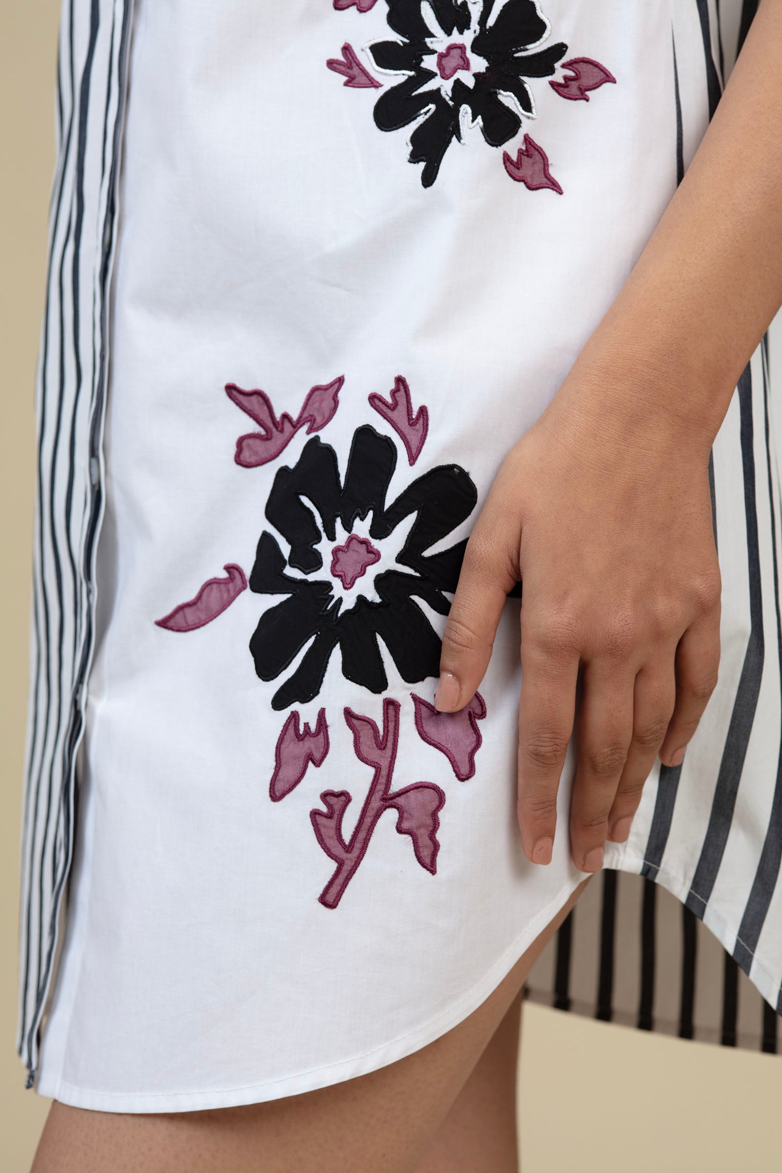 MELLISA TUNIC - BLACK & WHITE