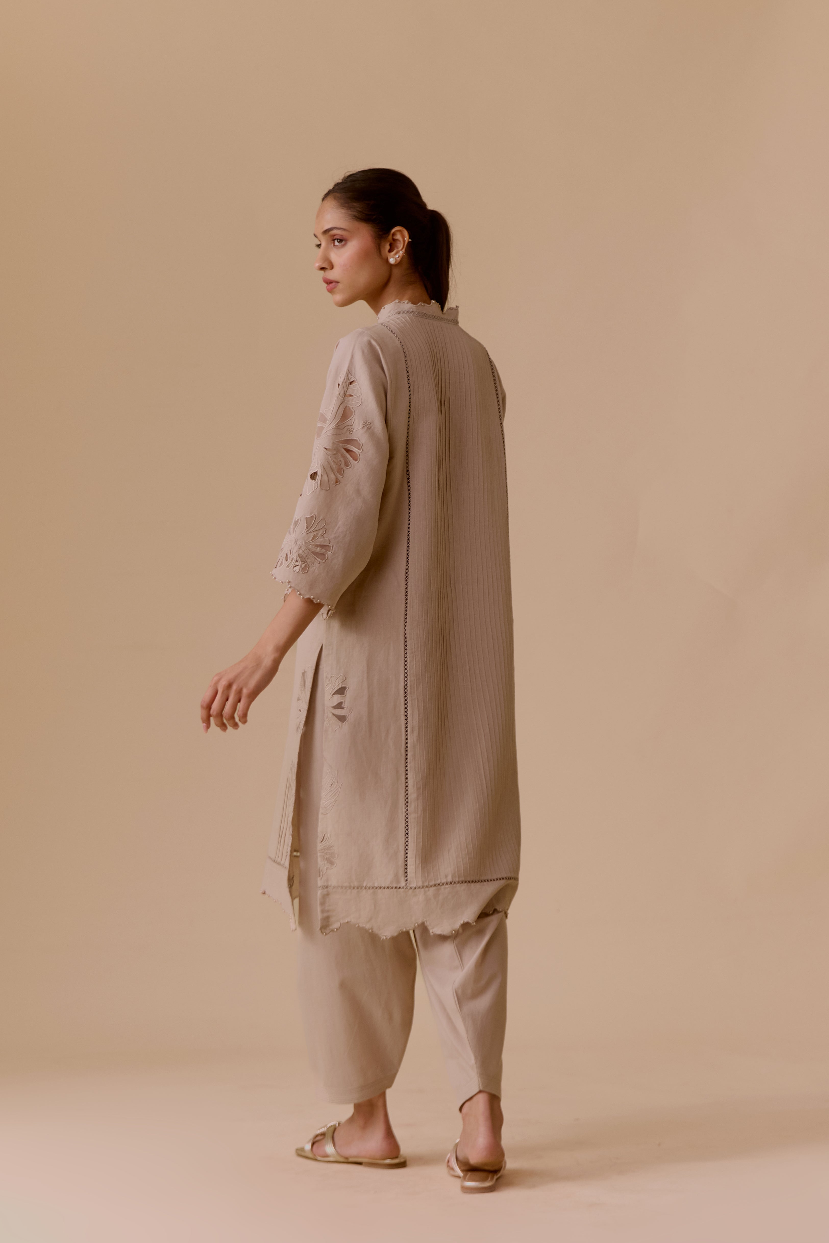 Sahiba - Beige