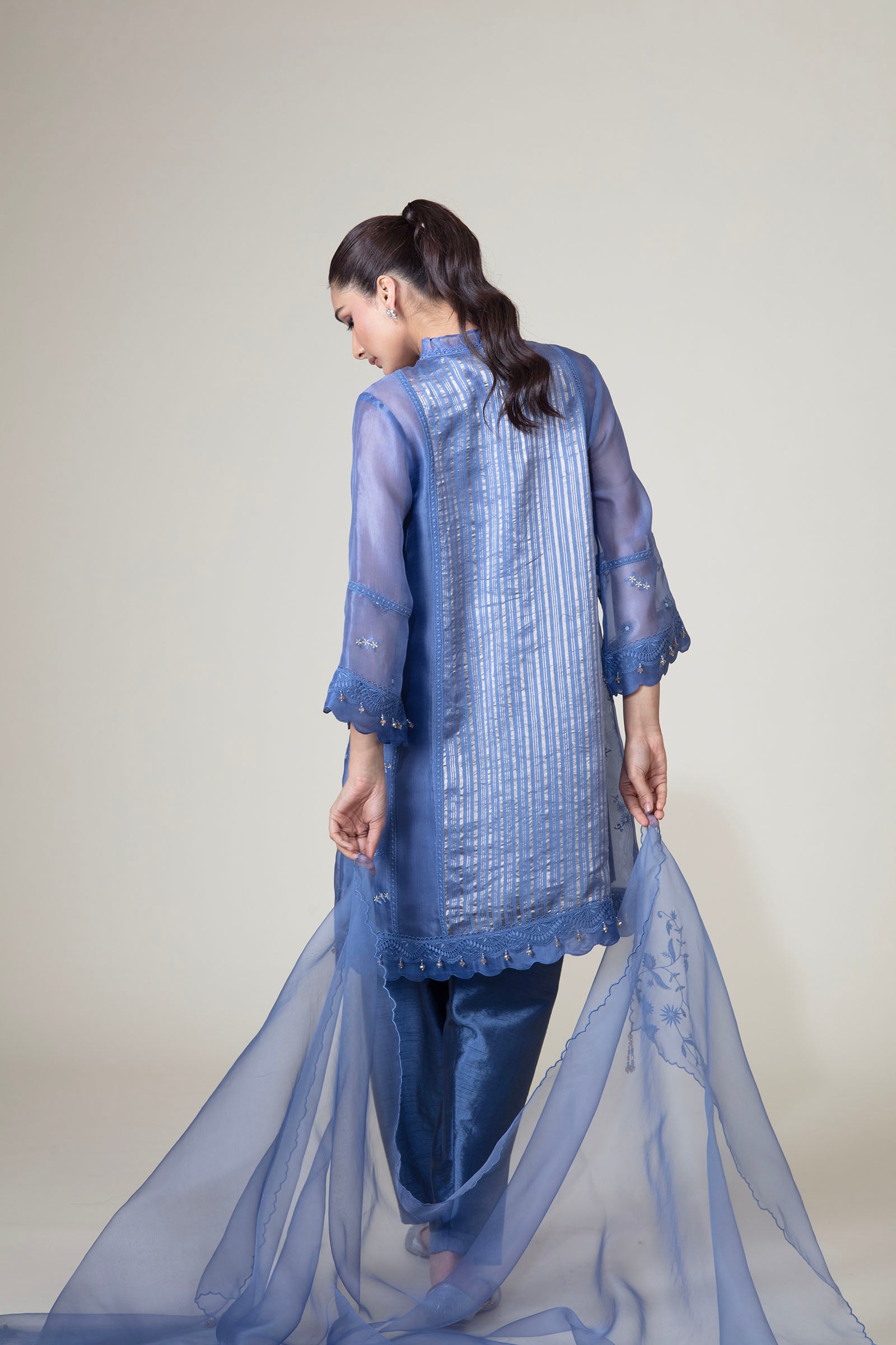 FARIDA - BLUE